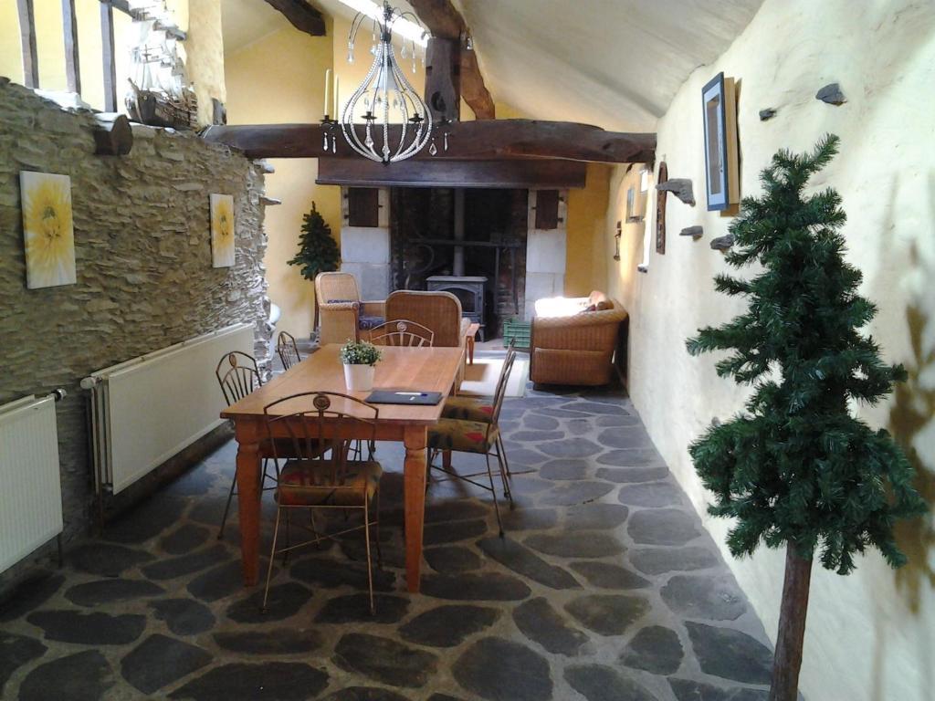 B&B Les Ecoliers Cherain Номер фото